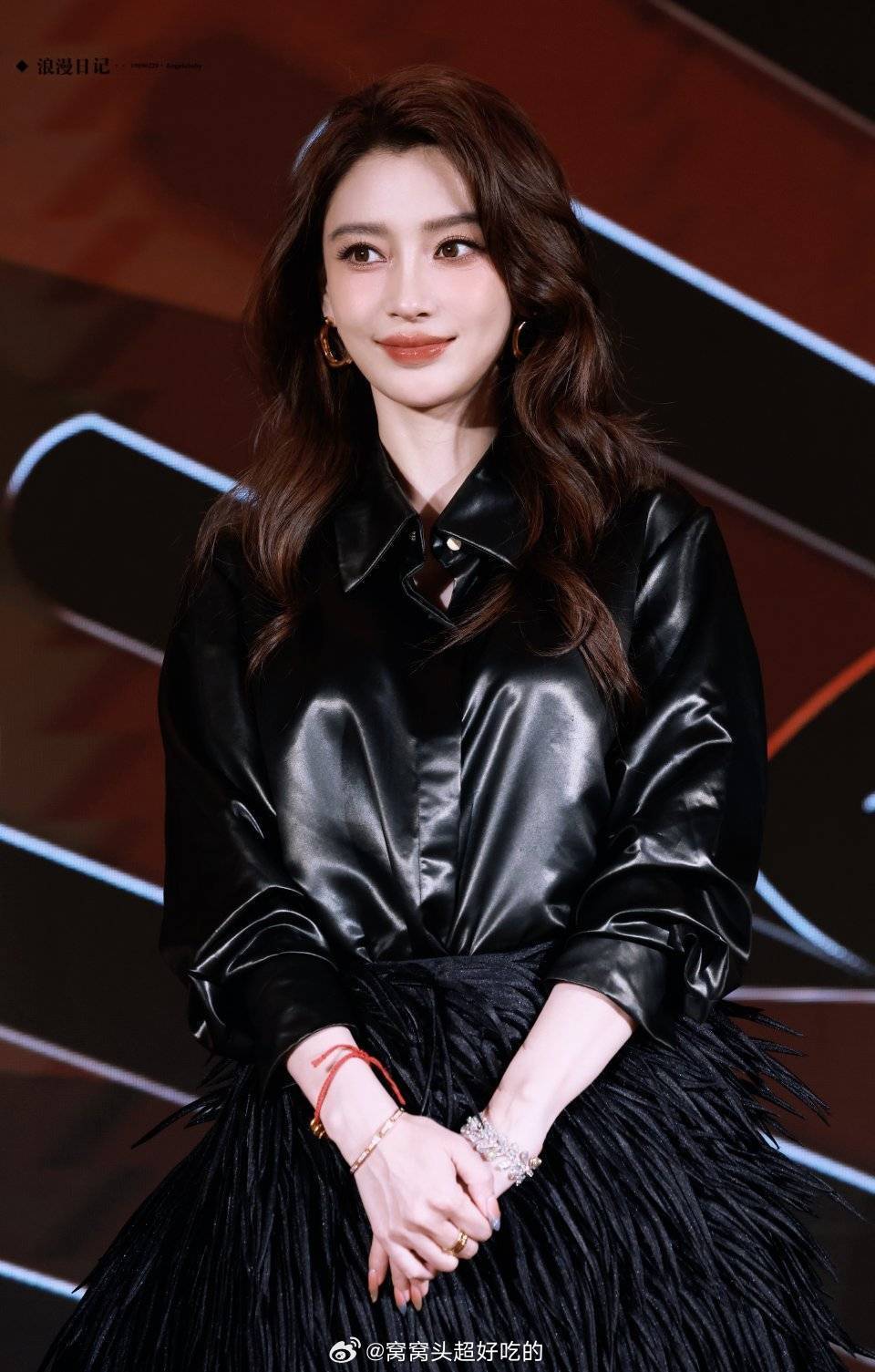 Angelababy  鞠婧祎最新品牌活动截图看看女神状态 ​​​
