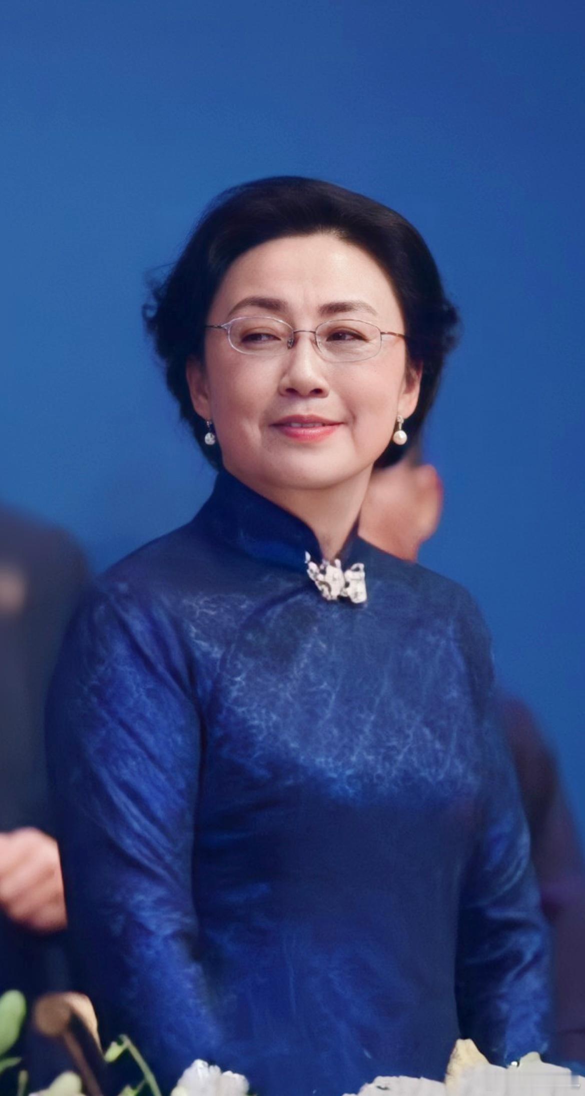 造型𝐓𝐎𝐏𝟏 