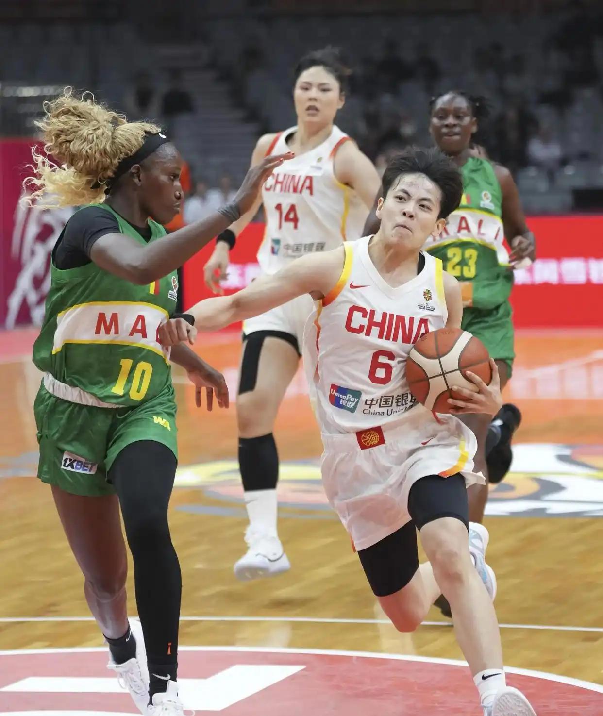 2026年3月12日消息，咋晚女篮世界杯预选赛A组开争夺，备受关注的中国女篮以8