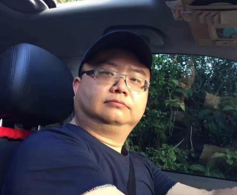 境外出价百万，跨省虐杀自媒体人买凶杀人一起两年前的案件，看得人高血压都犯了。根据