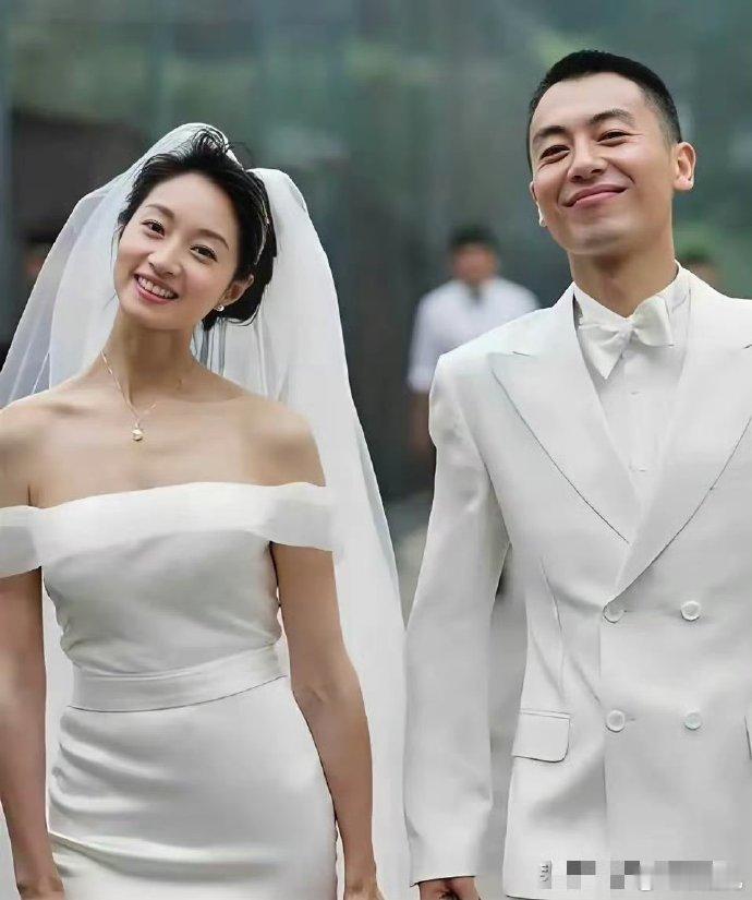 她是「最干净」的女星，因戏生情3年生俩娃，而老公红得一塌糊涂  