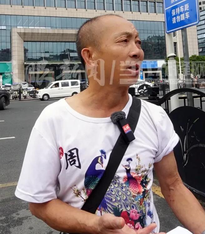 比周扒皮还黑心！贵州贵阳，电工大爷勤勤恳恳干26年，就指望老了有笔退休金养老。可