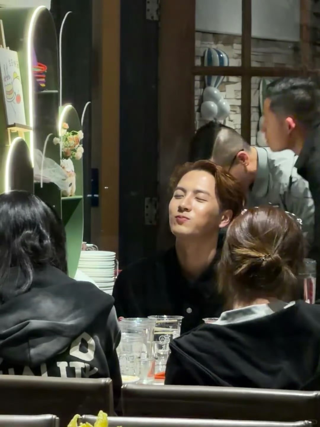 王嘉尔演我 我吃到好吃的东西就这样王嘉尔世巡旧金山站