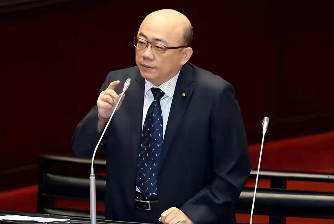郭正亮说得对！民进党最害怕郑丽文当选国民党党主席，原因有三。

第一就是郑丽文了