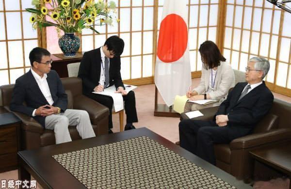 日本 外相终于摊牌了，对台湾问题的最新表态，等于明着告诉中国：你家的事，我管定了