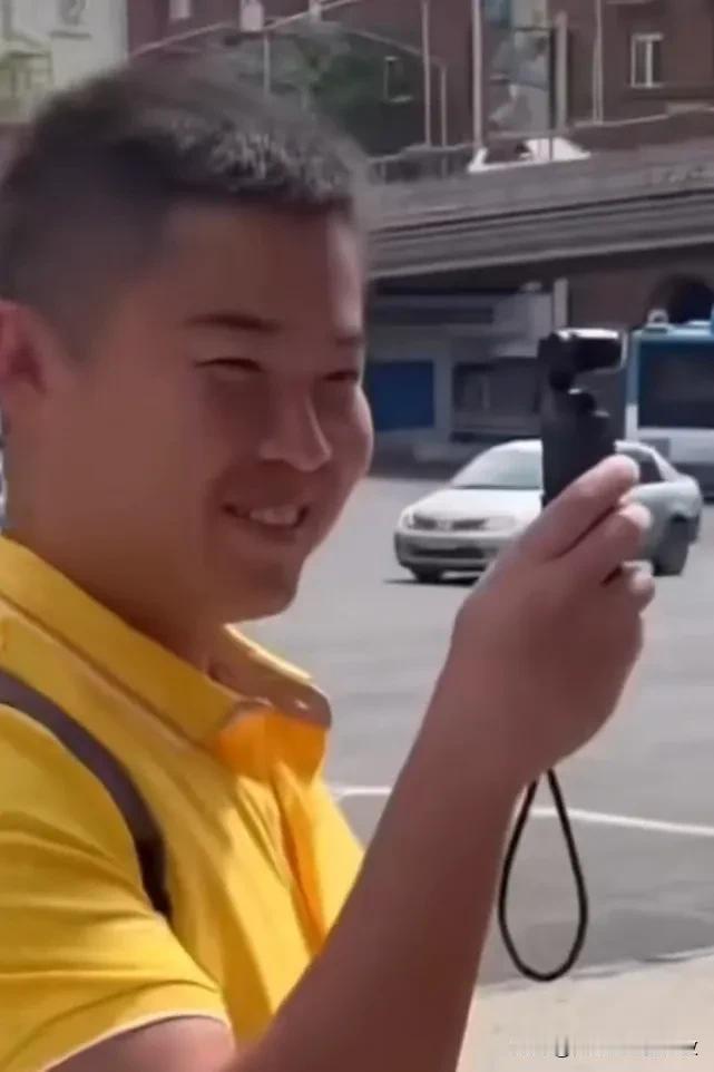 最近亚美尼亚女孩阿玛，发布了许多与玛利亚汪汪夫妇有关的视频，莫非汪汪他们又去了娘