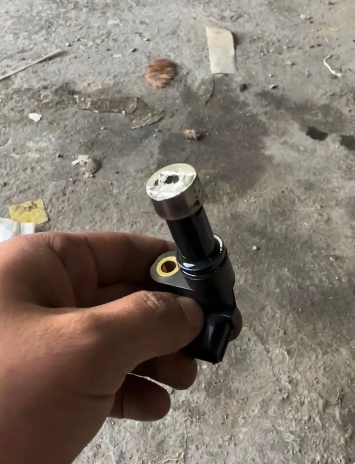 我知道这个点，忘记跟师傅说了[泪]直接打烂，钱倒是小事[允悲]，我不知道那个垫片