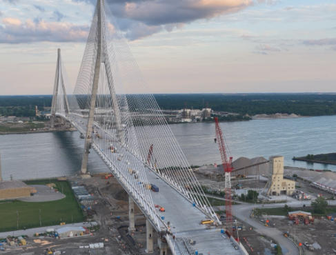 【#特朗普威胁加拿大并扯上中国# ：让我们吃中国剩饭，没门】特朗普政府上台后，一