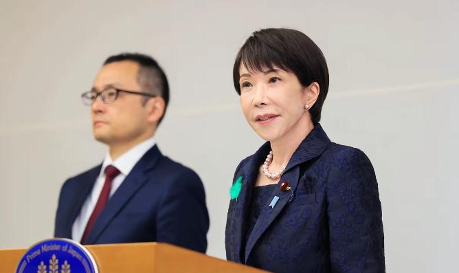 日本着急了，来华被拒绝！

最近这半个月，日本彻底乱了阵脚，急得像热锅上的蚂蚁，