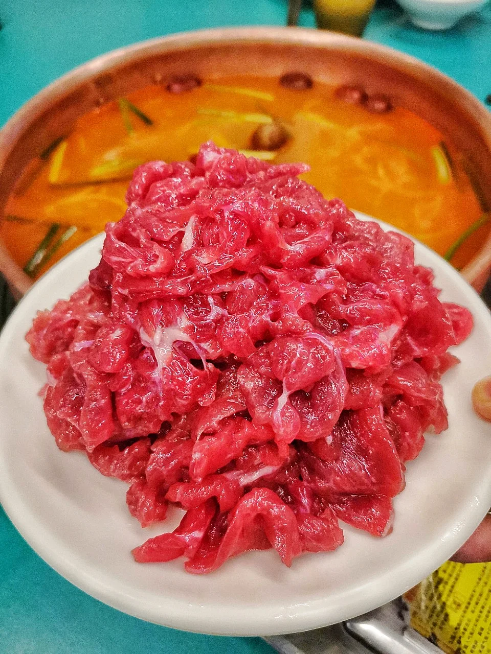 这里的牛肉很新鲜，这里的烧烤很好吃~