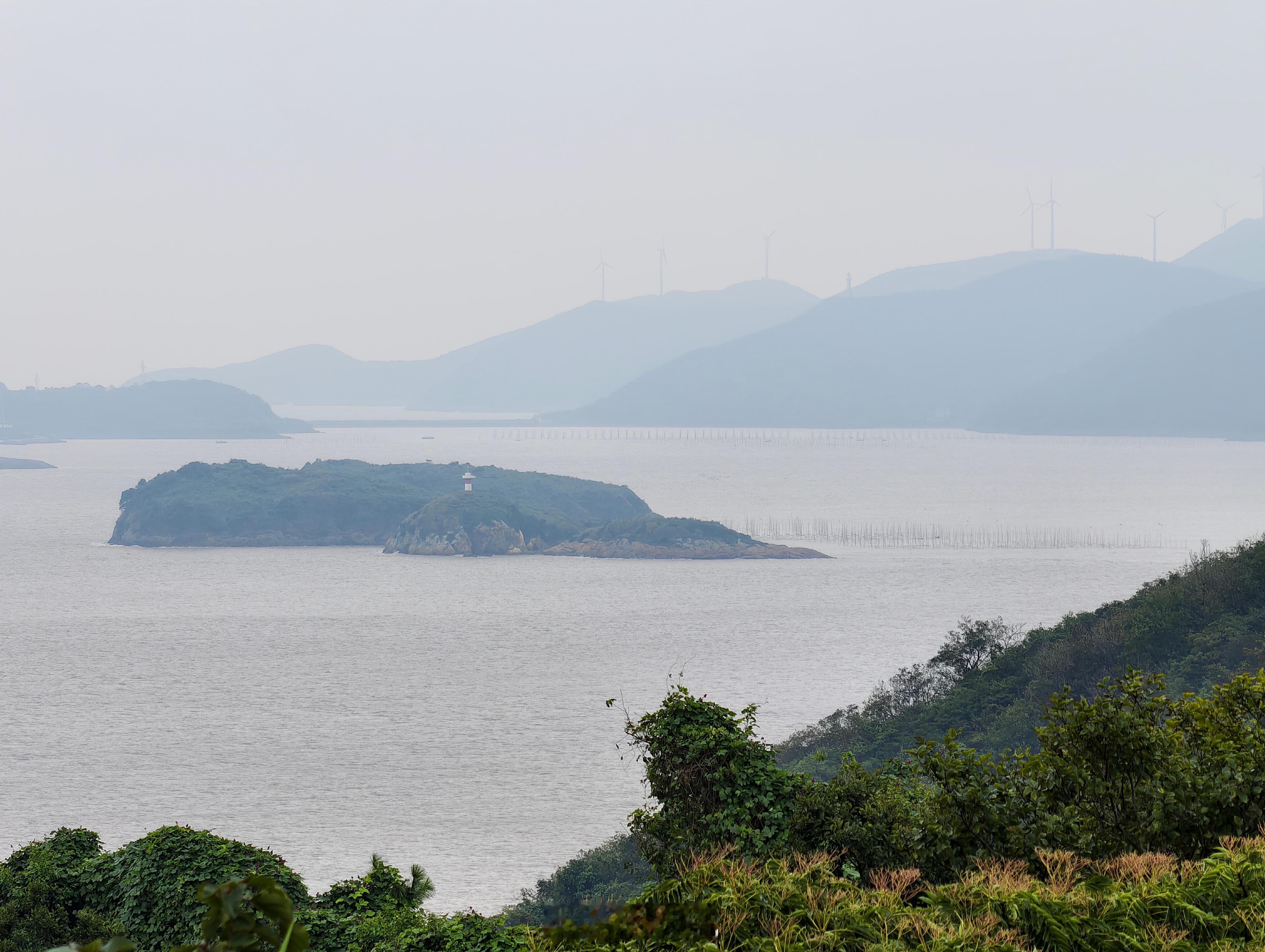 国庆人山人海看多了，突然来到没人的地方 还挺舒服  ​​​