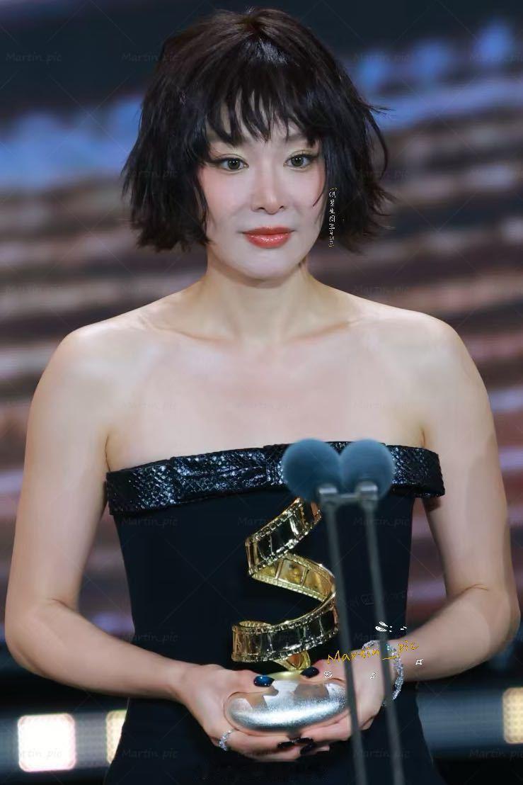 高叶 高叶微博电影之夜生图 鬼马精灵高叶 大嫂风格百变微博电影之夜内场高叶