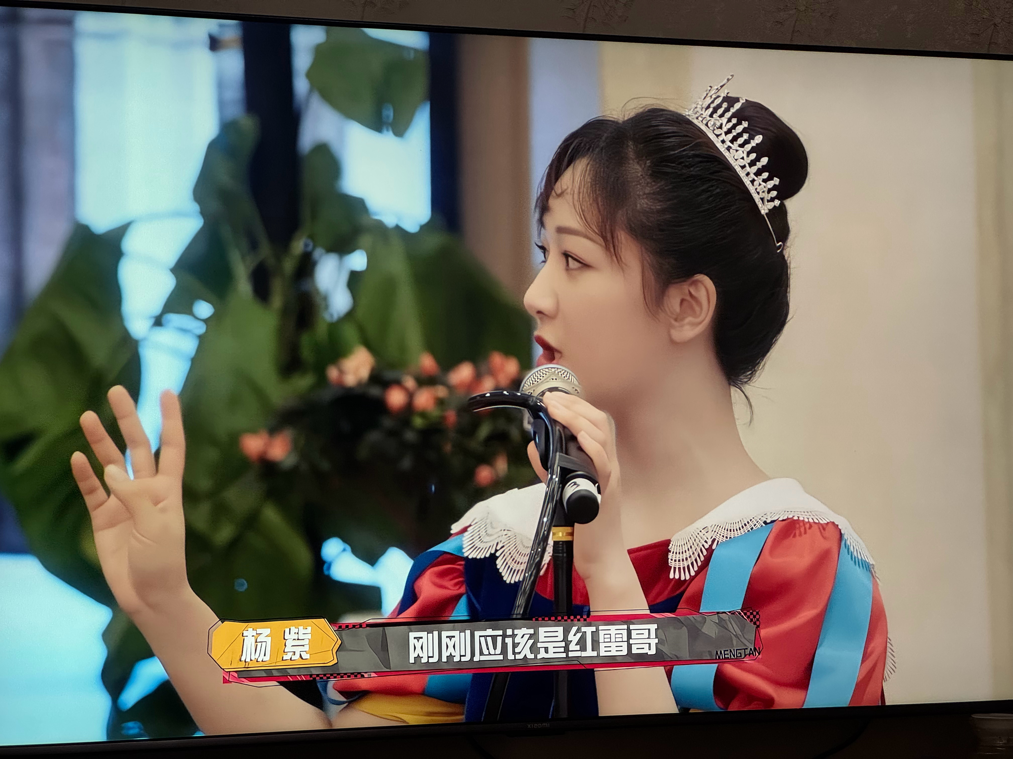等待葡萄牙vs西班牙的间隙看我美美的白雪公主