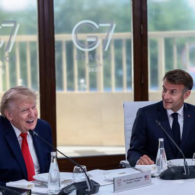 放弃欧洲对付中国！特朗普，这货是把你当傻子。G7峰会结束后，法国总统马克龙在接受