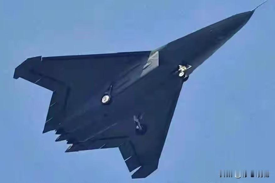 如何看待六代机在无人作战中的潜力！
        引用公开资料，个人观点，无不