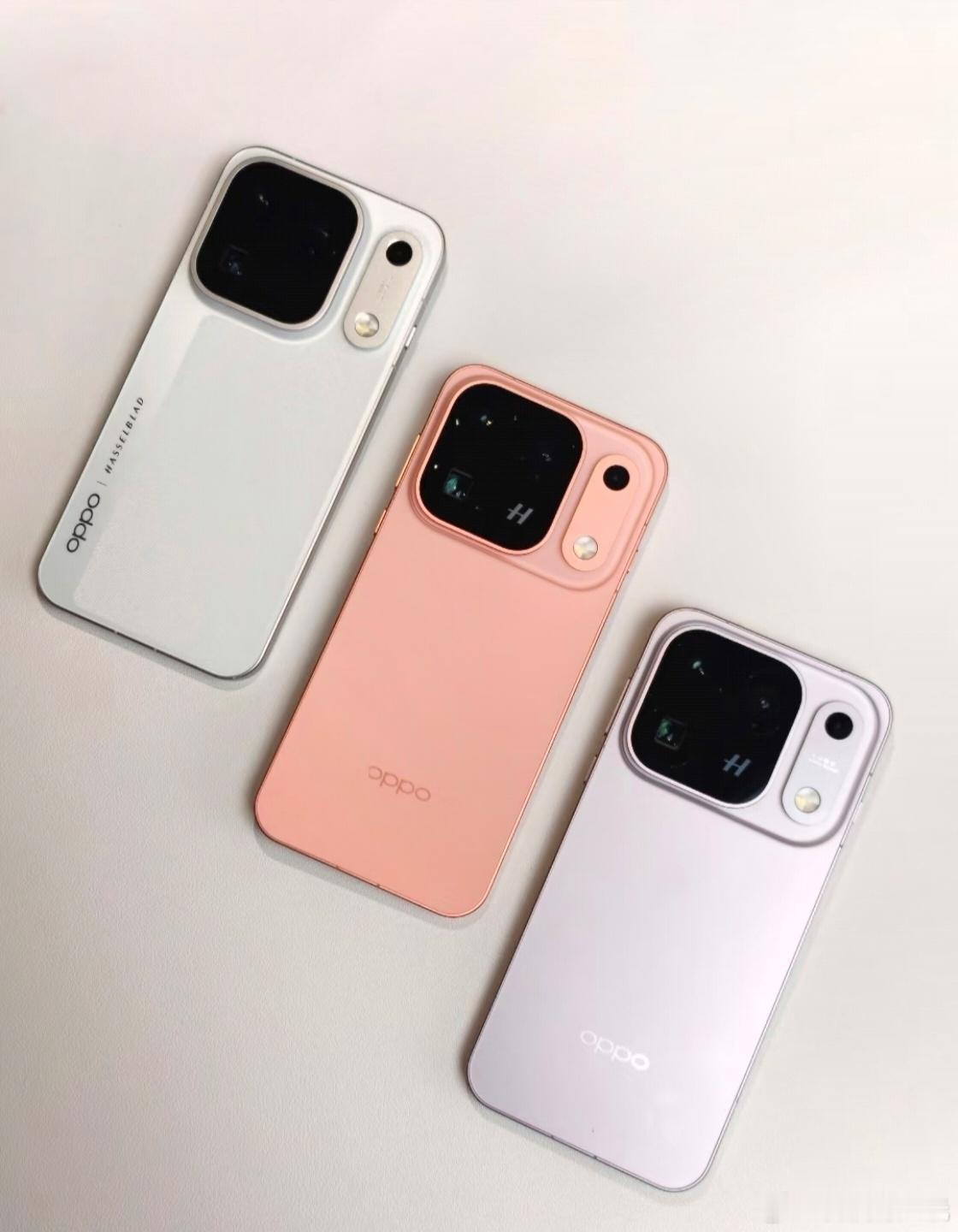 小米OPPOvivo定价对比今年几家旗舰各有各的长处，综合实力都很不错。OPPO