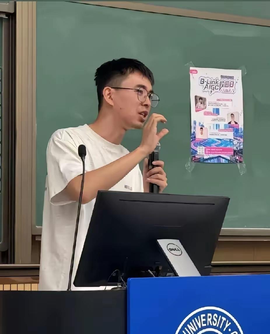 耿同学最近因为爆出许多学术不端的问题得到网络上一片叫好，许多人说他争取到的光会温