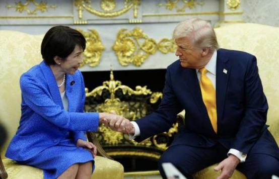 日本首相急着赴美表忠心，反倒被美国一顿敲打，特朗普一句话当场拆穿美日真实关系。