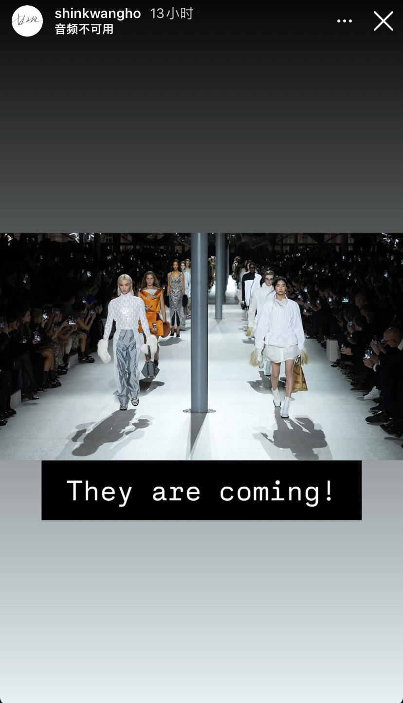 WOW！！Vogue Korea 主编申光浩公布一则IG STORY配上“The