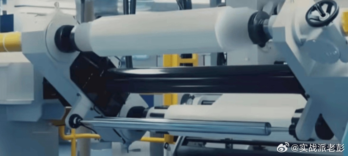 旺季来临 产能紧缺：锂电池隔膜产业及供应格局梳理前言：H2旺季来临，国内隔膜厂商