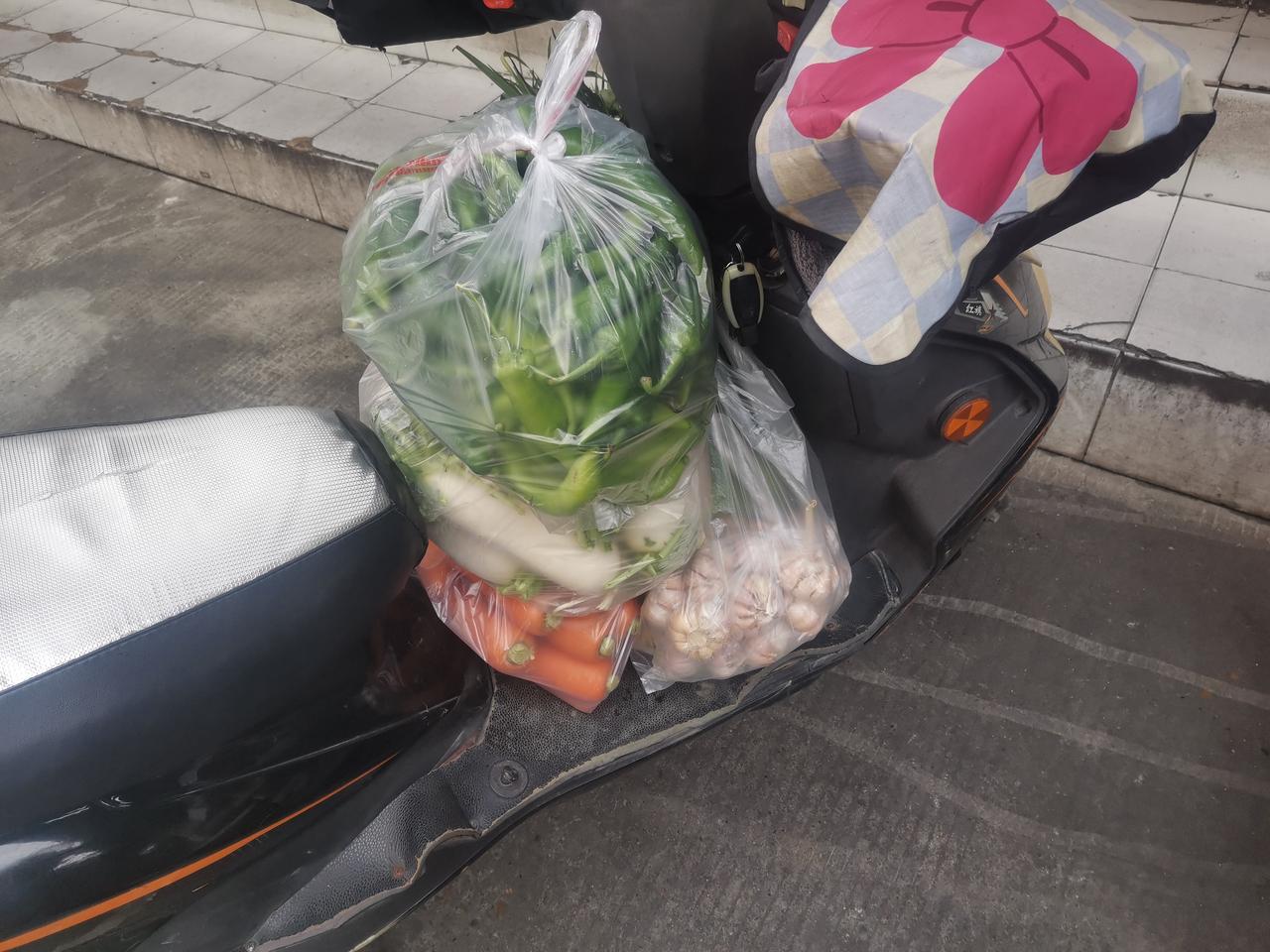 超级厄尔尼诺要来了！菜价要涨？老人出门要注意？看完心里有数
 
菜价要涨？夏天更