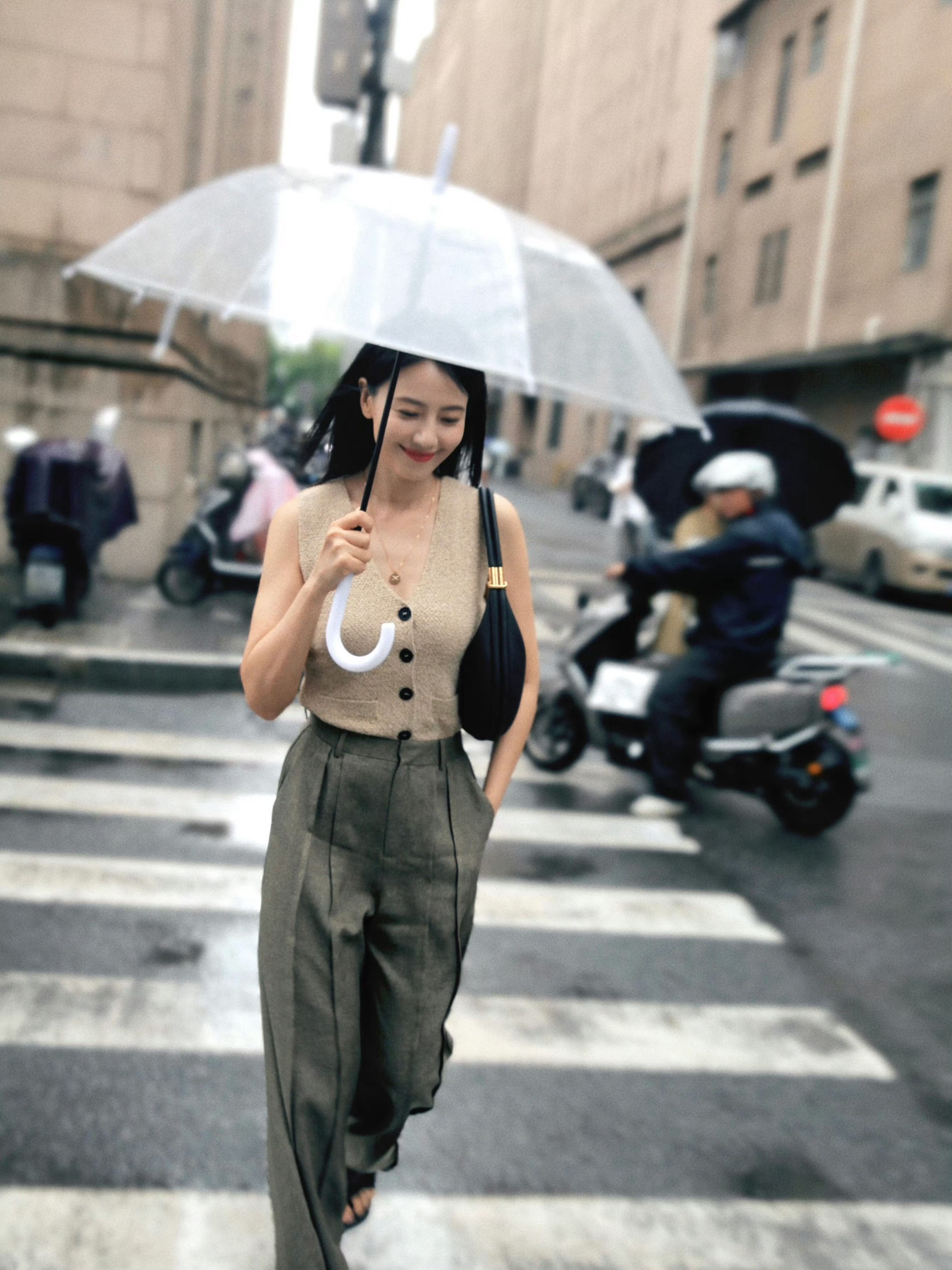 长沙理科生谭同学一句“每一代人有每一代人的长征”直接爆火，被网友调侃“局里局气”