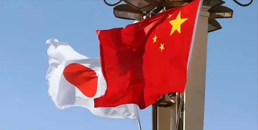 [月亮]中国和日本之间的博弈，现在已经进入了一个全新的阶段——中国主动出题，日本