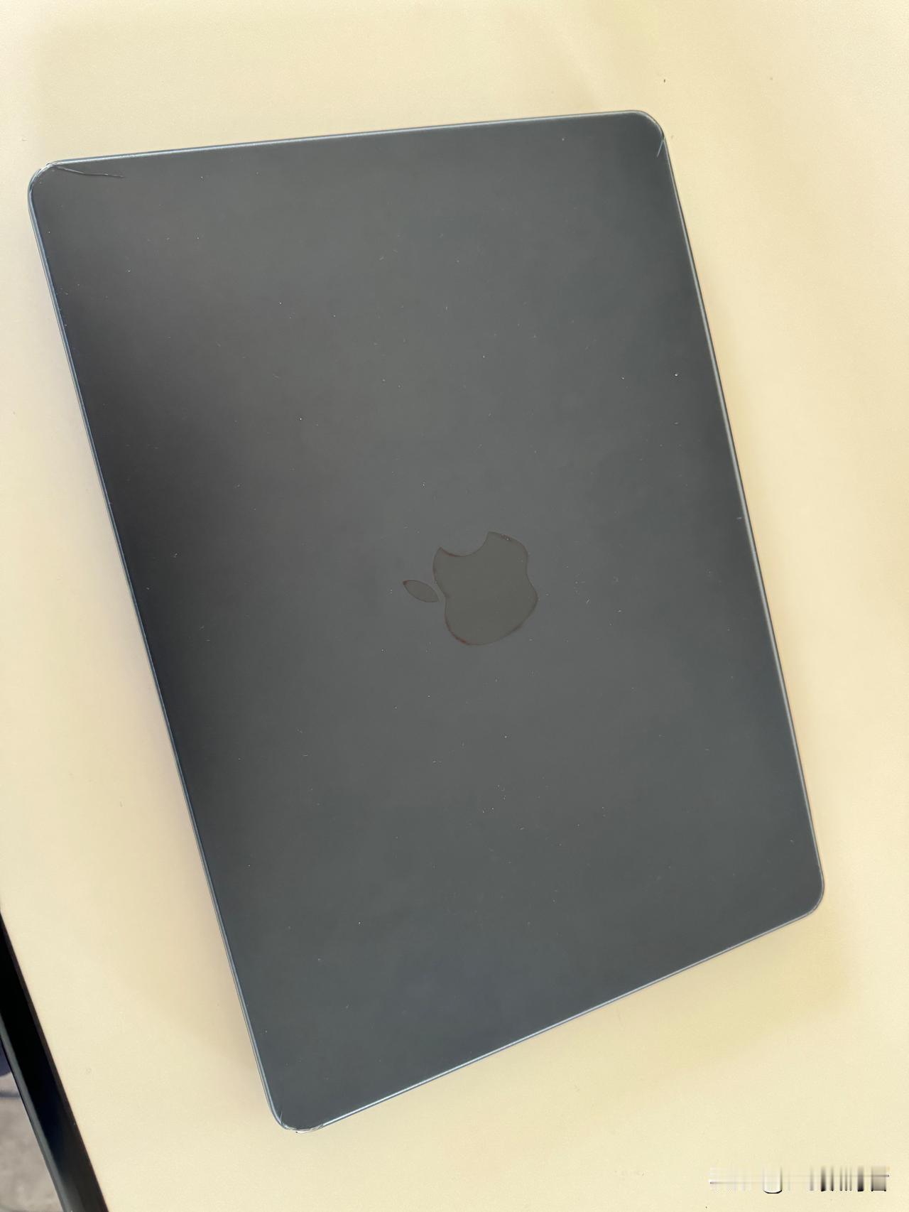 Mac40周年了，陪伴我的依旧是Mac
   从win转到Mac，这个过程是新奇