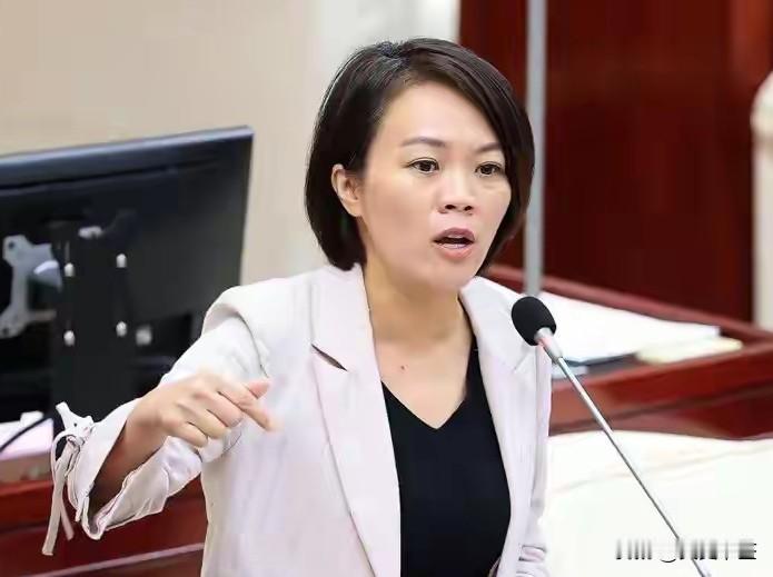 到底是正常履职还是故意刁难？最近台北市议会因为议员调阅资料这件事吵翻了，两边议员