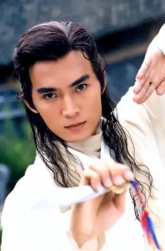 八十年代的古装美男，他们不仅颜值爆表，而且演技高超，他们帅的各有各的特点，甩现在