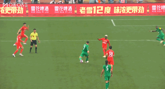 中超新赛季第一球，来自北京国安的达万，超30米开外的远射世界波破门！
北京国安和