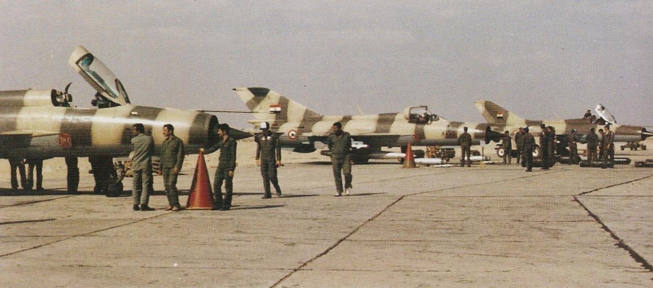 机炮射击（埃及空军）