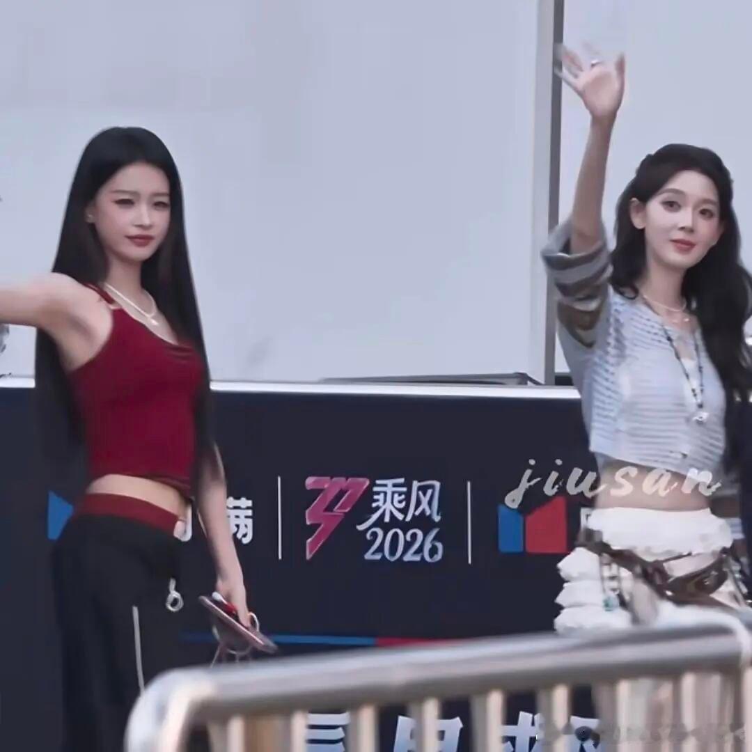 别的队长都笃定陈瑶会选锁，唯独孙怡问她会选什么。这就是孙怡对陈瑶最不一样的地方。