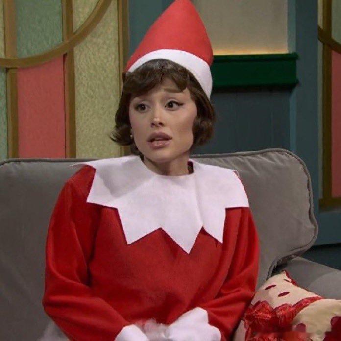 A妹在SNL上的造型，啊啊啊啊啊啊啊啊啊太可爱了 