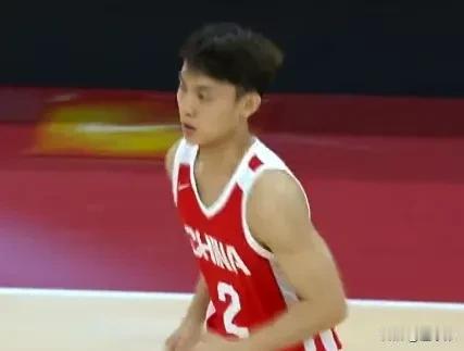 徐杰应该是进不了中国男篮最终的12人大名单了！

上一场热身赛，徐杰没有进入热身