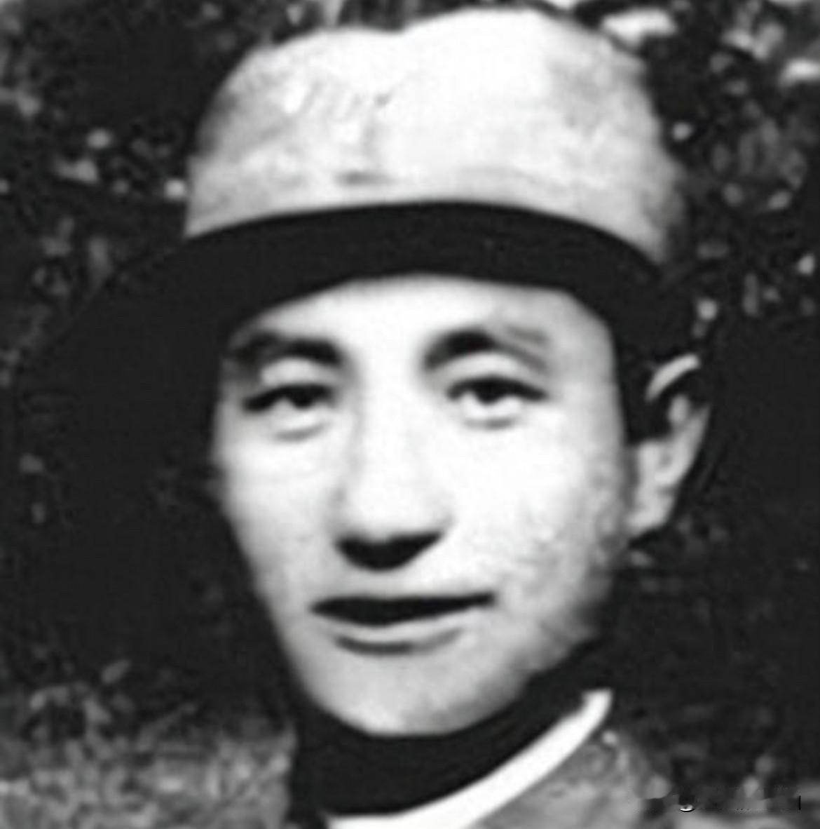 1941年秋，延安大边沟青年食堂外，毛主席正宴请国民党官员，人群中暗藏杀机￼￼￼