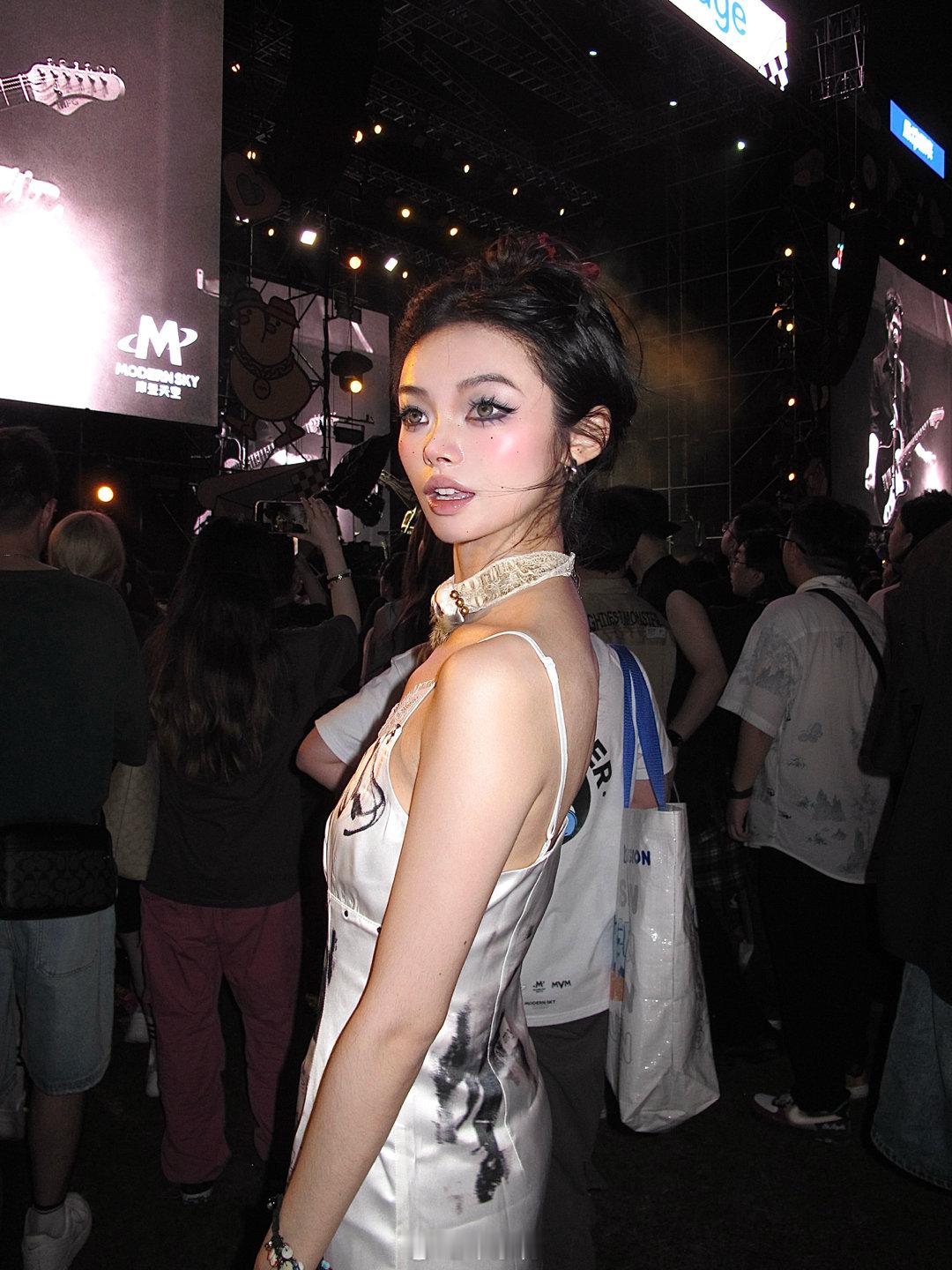 一些没被品牌方选上的广告美图[鲜花] ​​​