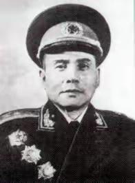董存瑞19岁牺牲后，妻子守丧三年后改嫁，家人得到开国中将的照顾。1994年，北京