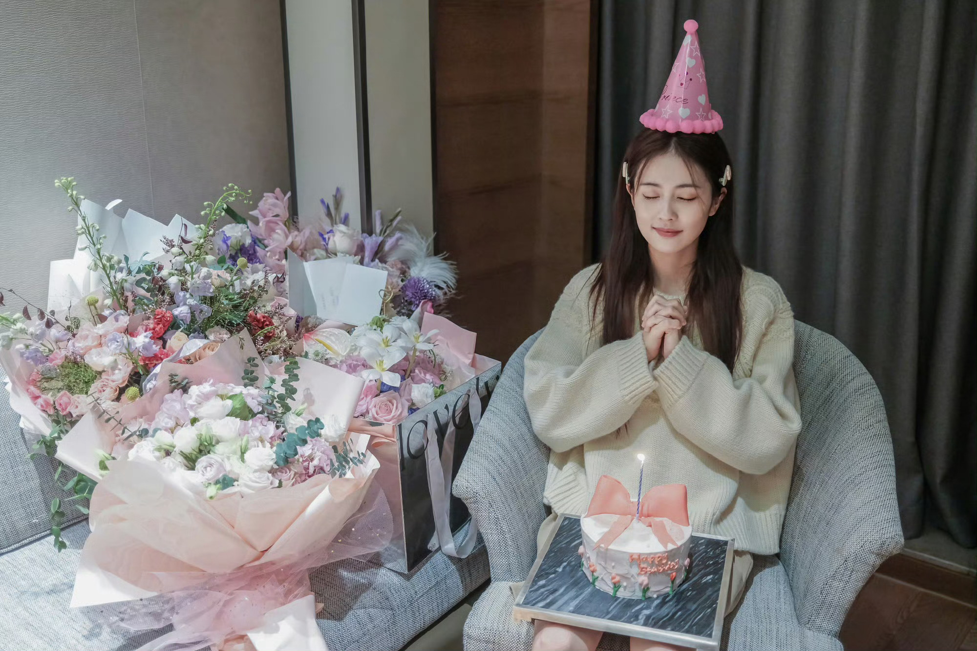 白鹿白鹿0923生日快乐 生日快乐老婆🎂，不知不觉已经从认识到现在第七个年头了