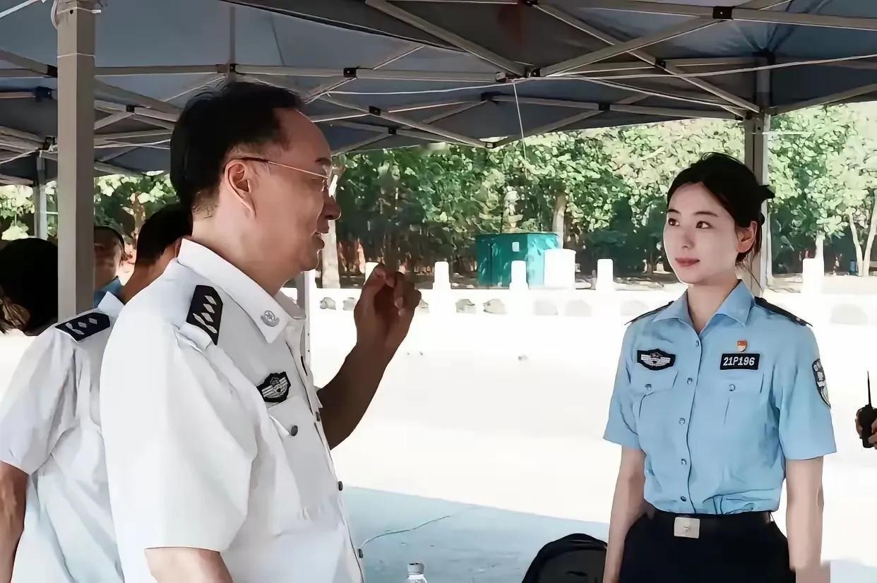 警察学院的学生都能分配到公安部门吗？要是这样，可以想法设法考进警察学院，进入基本