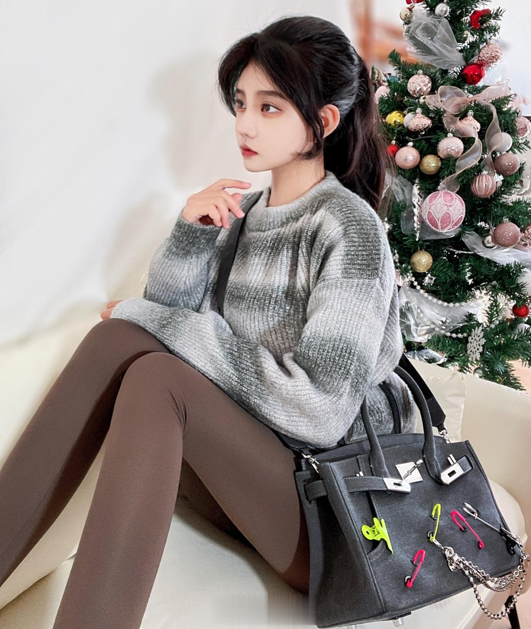 居家慵懒风…#每日一图##ootd# ​​​