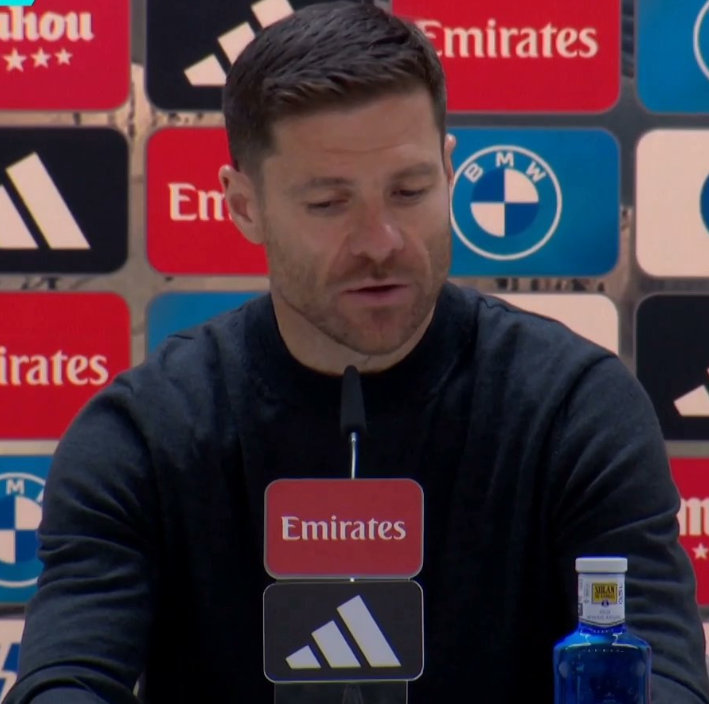 哈维阿隆索 赛后：“我们需要时间反思当前的处境。今天这场比赛我们必须拿下，全力争