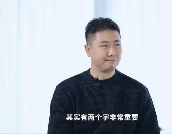 李艾自曝和老公曾闹分手，结果分手后对这个男人更是刮目相看，特别体面尊重自己，现在