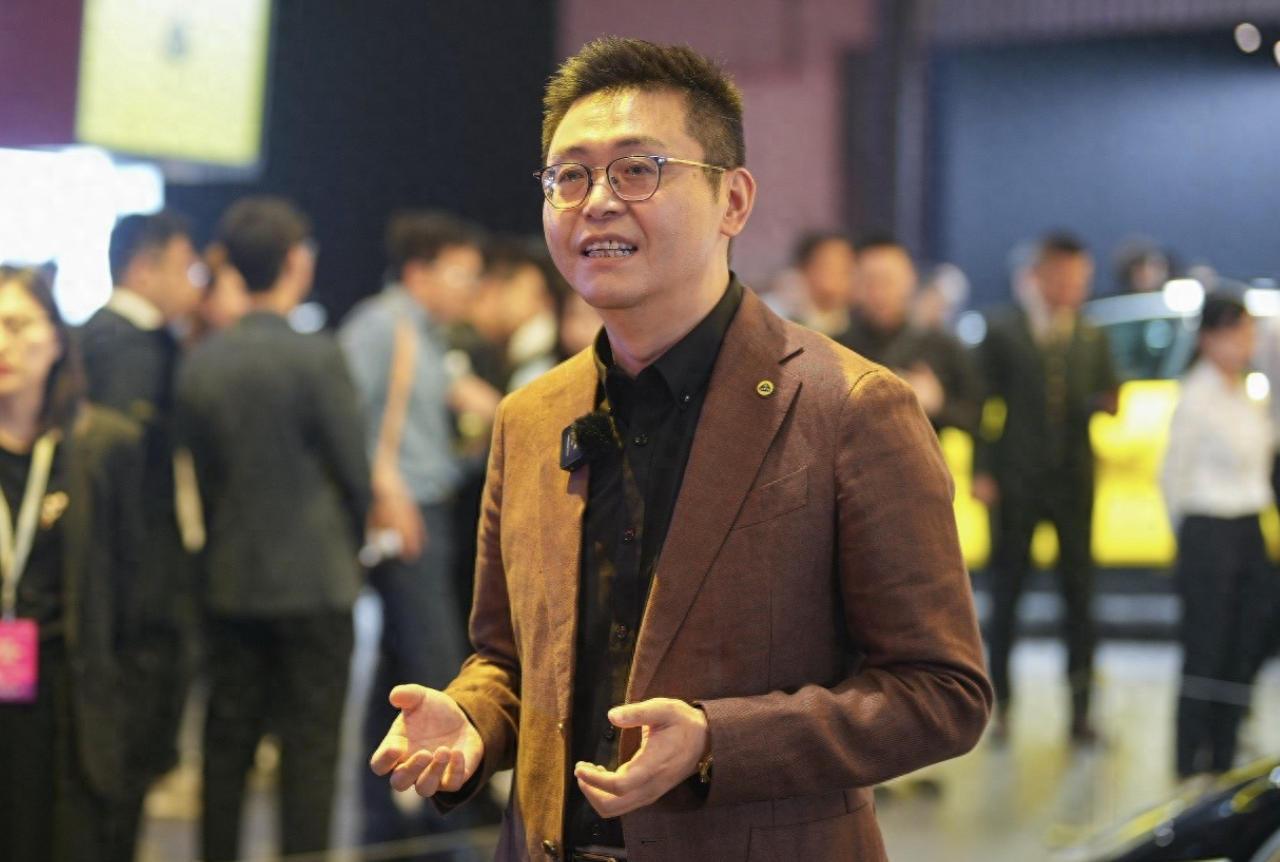 【莲花中国区总裁被传协助调查？内部人士回应：扯淡！钦培吉缺席莲花FOR ME技术