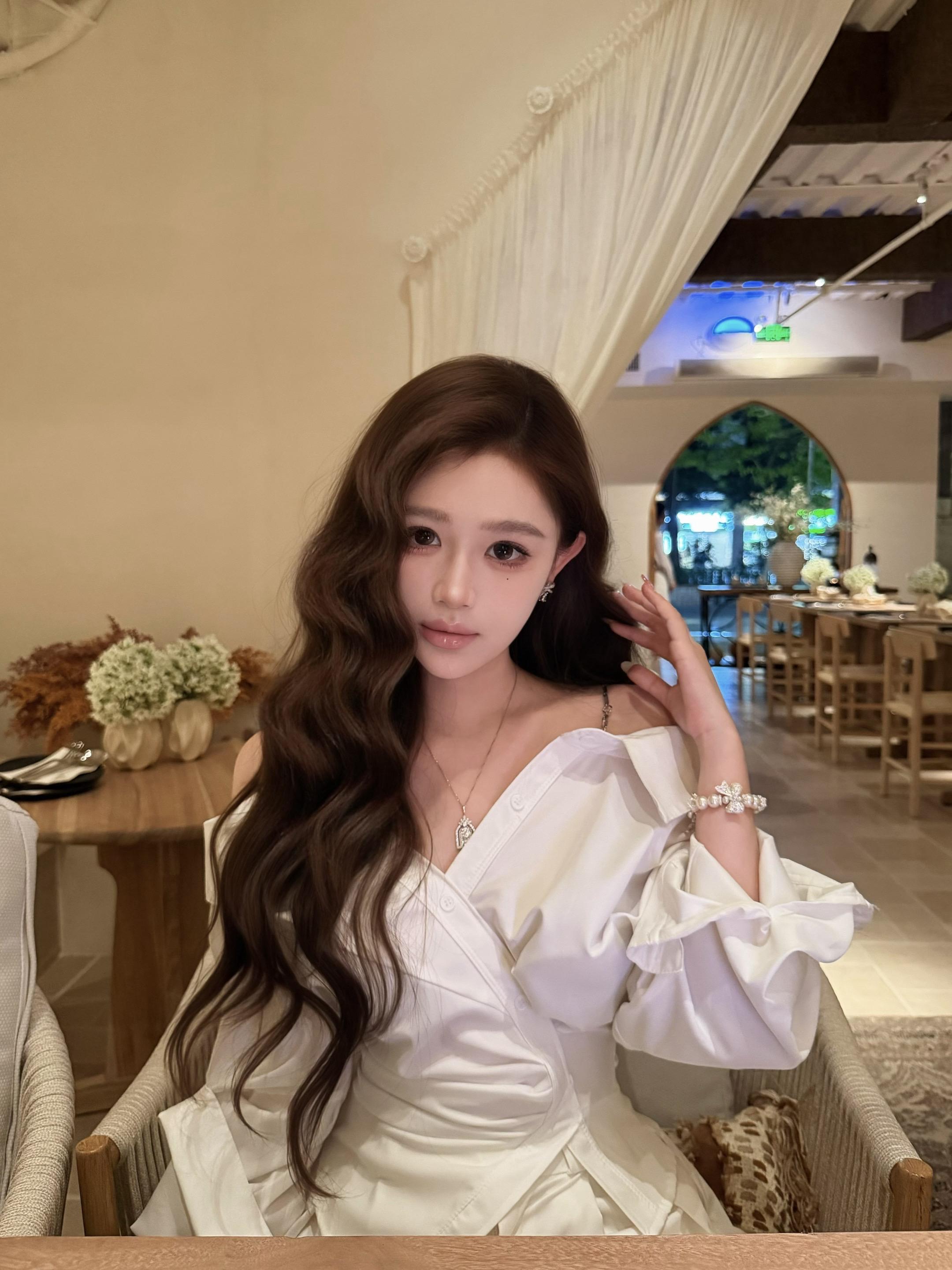 刺猬小姐  人不能天真一辈子