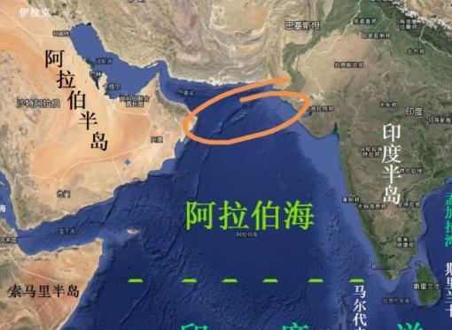 美伊打得天昏地暗的时候，全世界的目光都黏在航母的甲板上，盯着战斧导弹的轨迹，数着