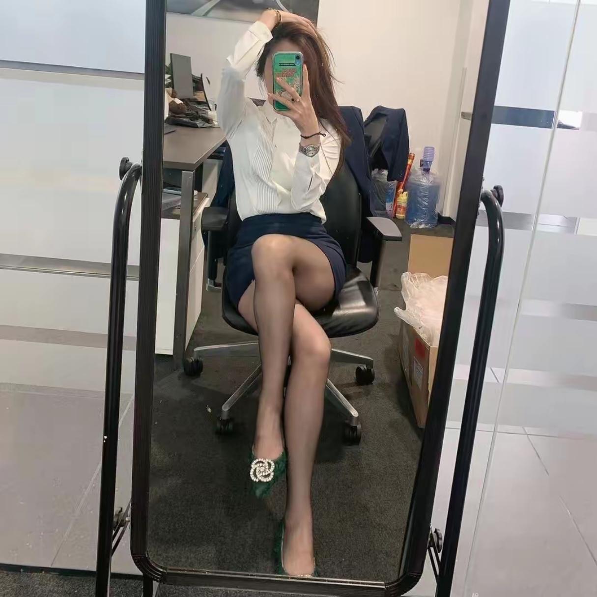 女人动心了是什么样子的[kiss]
