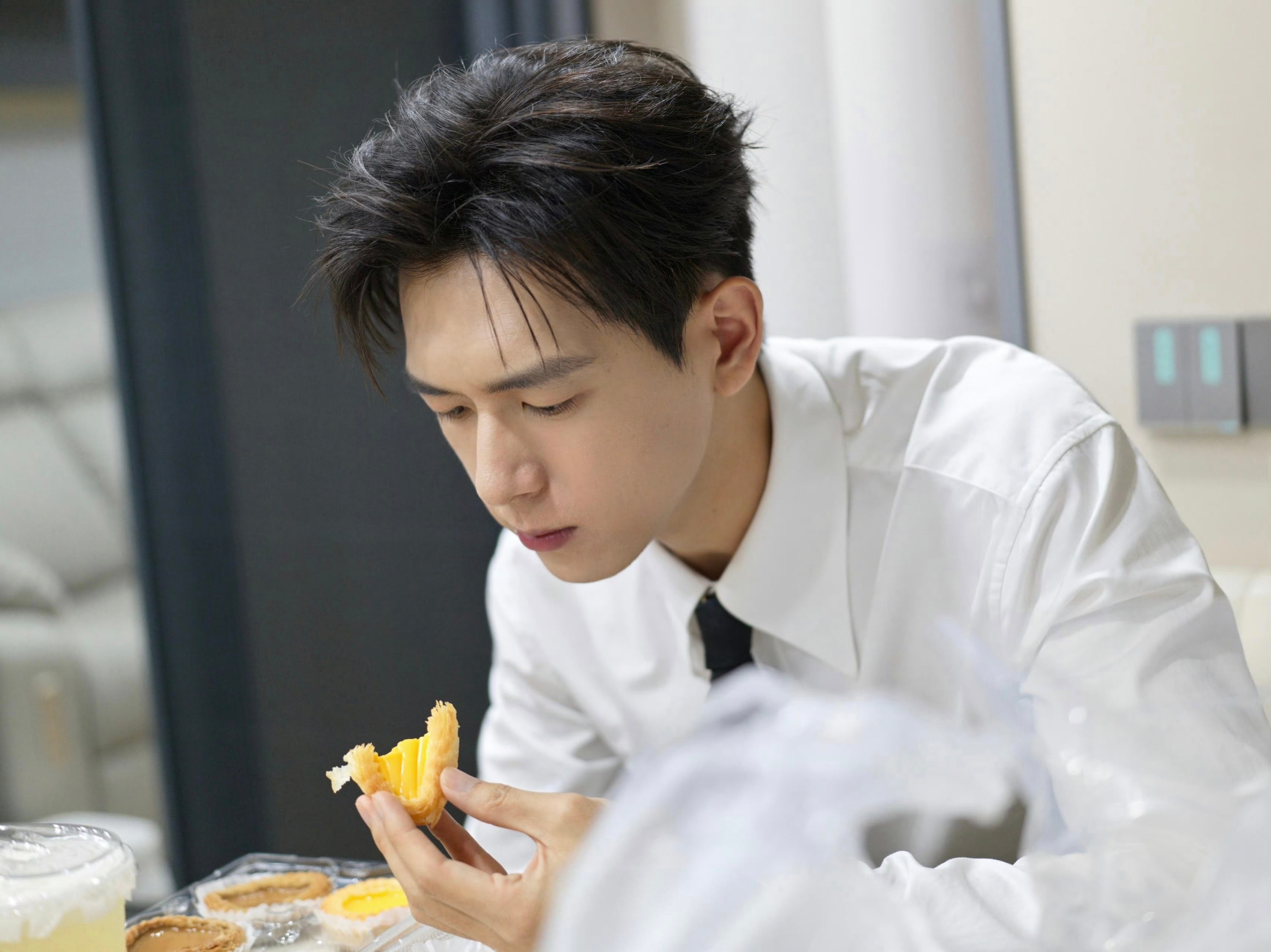 靓仔，我都想食蛋挞来了广东蛋挞一定要吃的~ 