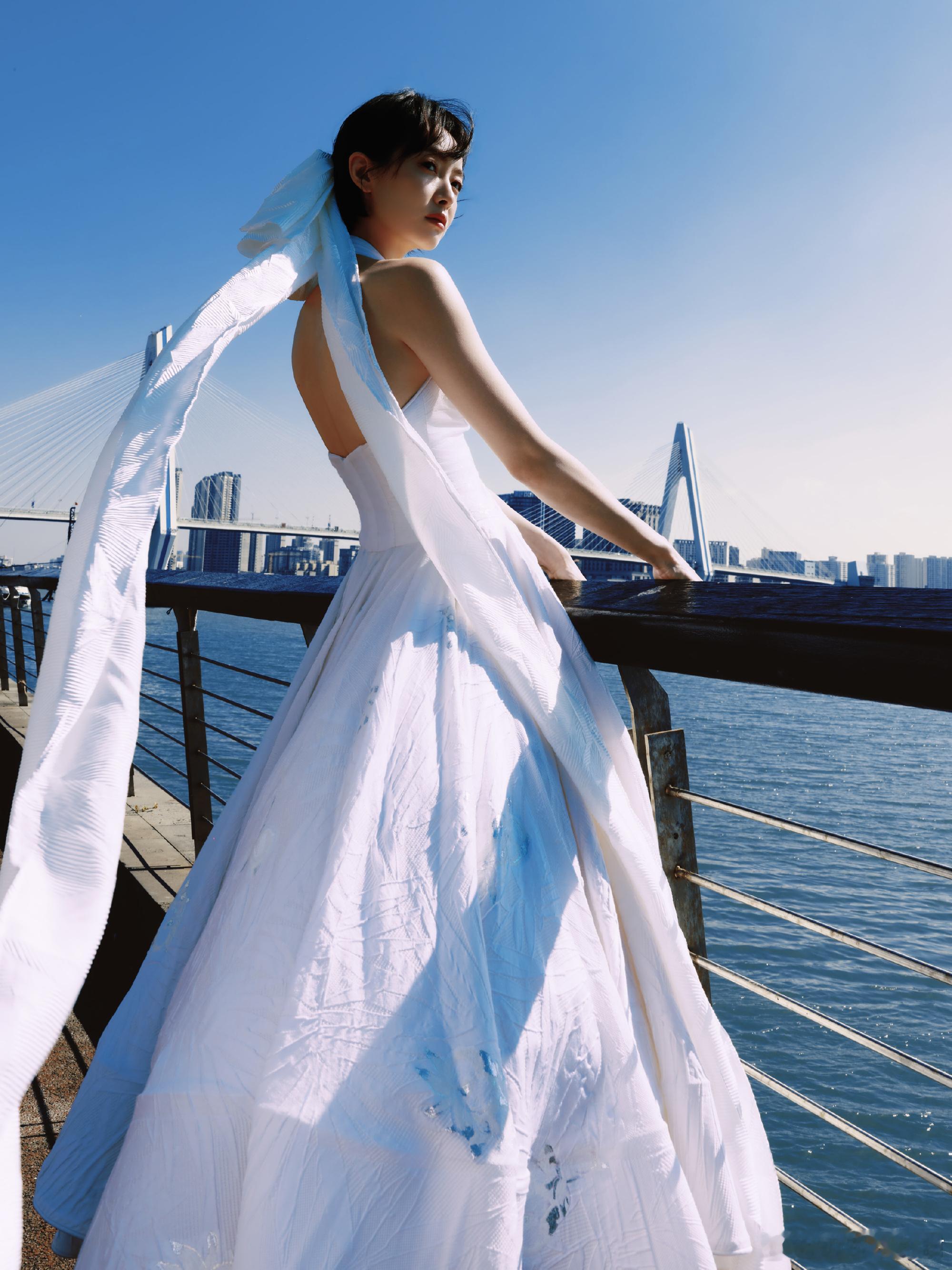 宋茜｜星光大赏红毯 宋女士来啦   ～   今日红毯带来两套 Julien Fo