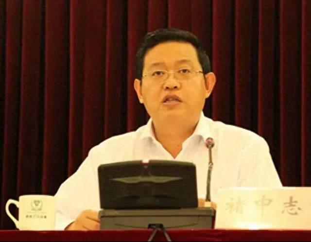 服刑10年之后，褚中志又收到了一份起诉书